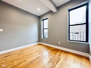 Furnished room/NOT APARTMENT, Unit 4A in Brooklyn, NY - Building Photo - Building Photo