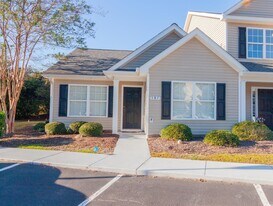 187 Madrid Dr in Murrells Inlet, SC - Building Photo