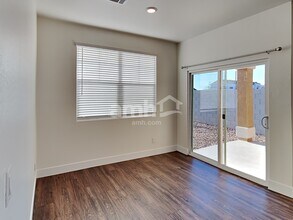 21384 S 231st Way in Queen Creek, AZ - Foto de edificio - Building Photo