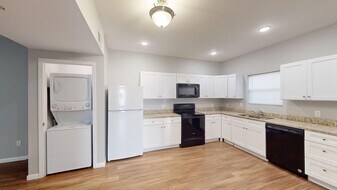 443 Day Springs Rd in Pigeon Forge, TN - Building Photo