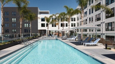 110 Constitution Dr in Menlo Park, CA - Building Photo - Building Photo