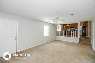 1005 Lombardy Way in Jonesboro, GA - Building Photo - Building Photo