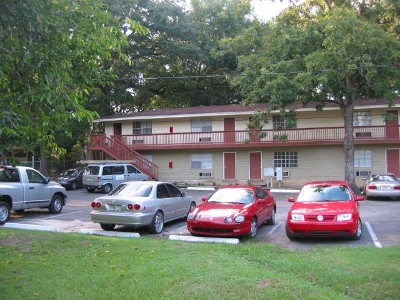 1231 Stearns St in Tallahassee, FL - Foto de edificio - Building Photo