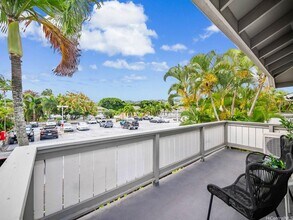 594 Mananai Pl in Honolulu, HI - Building Photo - Building Photo