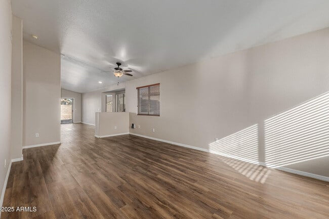 13842 W Bola Dr in Surprise, AZ - Building Photo - Building Photo