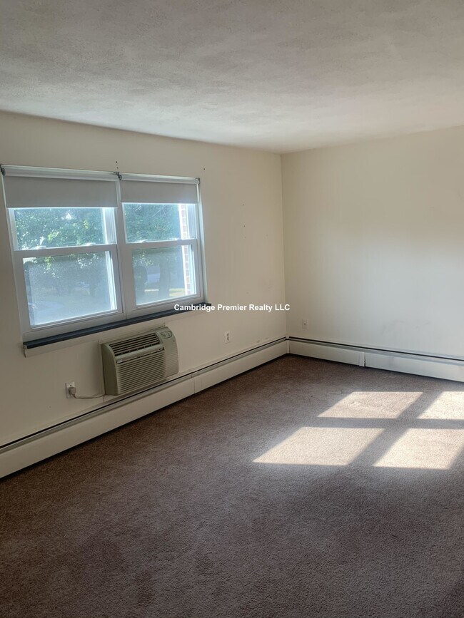 45 Pond St Rentals in Waltham, MA