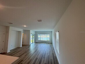 362 Thompson Vlg Ave in Apopka, FL - Building Photo - Building Photo