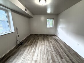 5814 E Liberty Blvd in Pittsburgh, PA - Building Photo - Building Photo