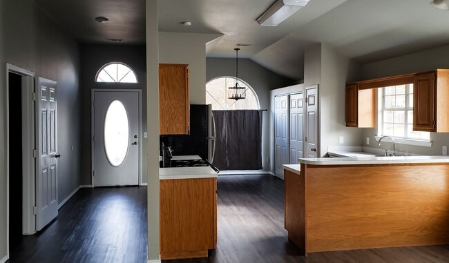 1495 Greenleaf Dr in Fayetteville, AR - Building Photo - Building Photo