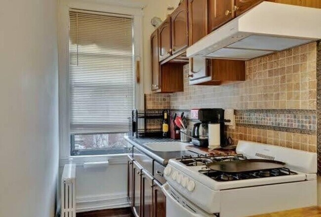 706 Grand Ave in North Bergen, NJ - Building Photo - Building Photo