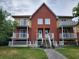 26 Rue du Vison in Gatineau, QC - Building Photo