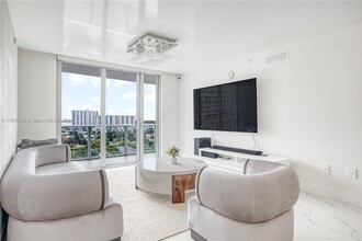 330 Sunny Isles Blvd, Unit 5-906 in Sunny Isles Beach, FL - Building Photo - Building Photo