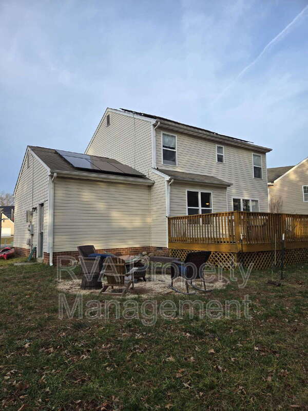 6007 Sailors Creek Dr in Chesterfield, VA - Building Photo - Building Photo
