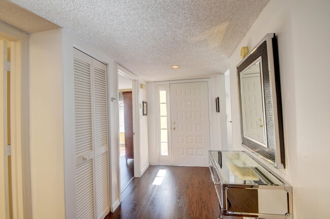 7455 Glendevon Ln in Delray Beach, FL - Building Photo - Building Photo