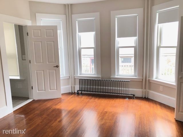 88 Day St-Unit -Apt 1 in Boston, MA - Building Photo - Building Photo