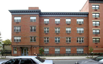 545 Warren St Apartments