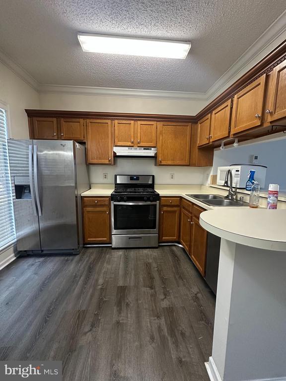 3009 McMaster Ct in Herndon, VA - Building Photo - Building Photo