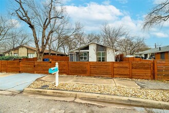 1203 Lily Terrace in Austin, TX - Building Photo - Building Photo