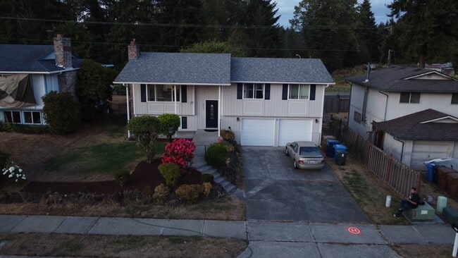 6617 E Grandview Ave, Unit Downstairs