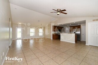1928 NW 9th Pl in Cape Coral, FL - Building Photo - Building Photo
