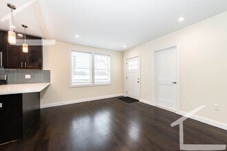 116 Jerome St in Medford, MA - Building Photo - Building Photo