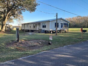 11330 Audubon Rd in Abbeville, LA - Building Photo - Building Photo