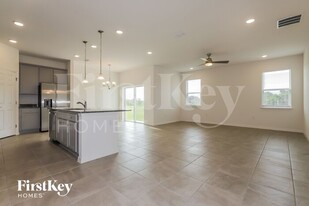 190 Windsor Reserve Dr in Eagle Lake, FL - Building Photo - Building Photo