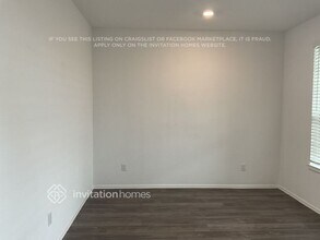 448 Pecan Landing Ln in La Marque, TX - Building Photo - Building Photo