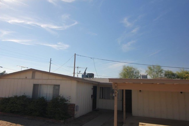 Papago Peak Duplex in Phoenix, AZ - Building Photo - Other