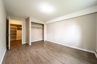 River Heights Apartments in Edmonton, AB - Building Photo - Building Photo