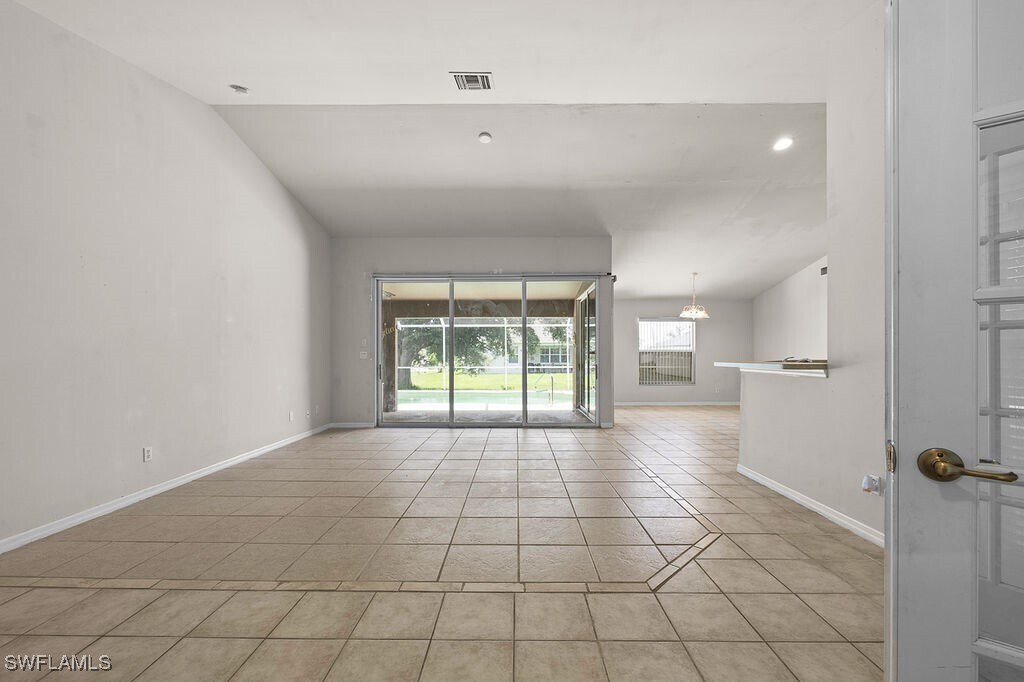 3101 SW 22nd Ave in Cape Coral, FL - Building Photo