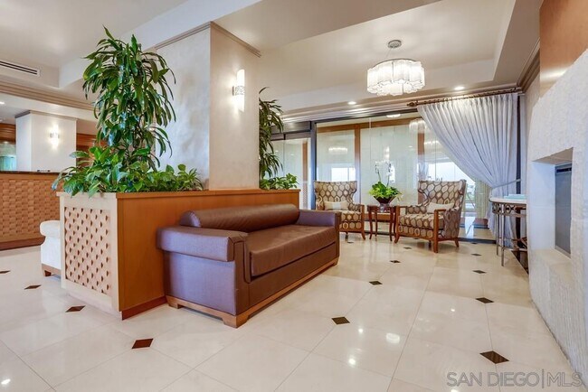 939 Coast Blvd-Unit -14E in San Diego, CA - Building Photo - Building Photo