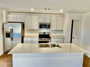 2723 Gale Pk Ct in League City, TX - Building Photo - Building Photo