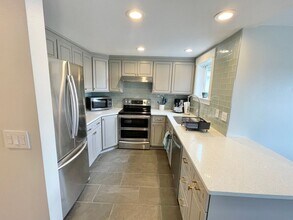 3901 Fremont Ave N in Seattle, WA - Building Photo - Building Photo