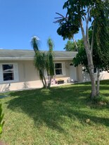 1107 SW Ithaca St in Port St. Lucie, FL - Building Photo