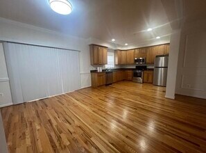 325 S Cleveland Ave in Hagerstown, MD - Building Photo - Building Photo