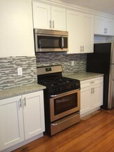 74 Frankfort St, Unit 2T in Boston, MA - Building Photo - Building Photo