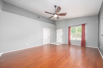 21323 Sweet Grass Ln in Tomball, TX - Building Photo - Building Photo