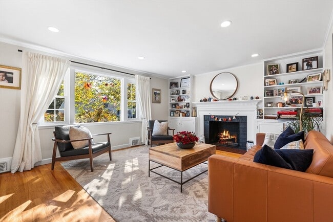 property at 142 Franklin St