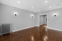 5055 N Wolcott Ave, Unit S2 in Chicago, IL - Building Photo - Building Photo