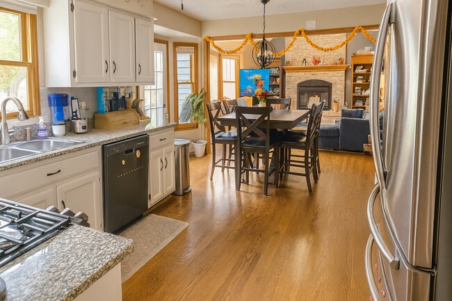 585 Casey Ct in Aurora, IL - Building Photo - Building Photo