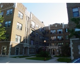 Sheridan Court Apartments in Fort Wayne, IN - Building Photo - Building Photo