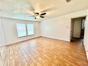 1105 Springdale Rd in Bedford, TX - Building Photo - Building Photo