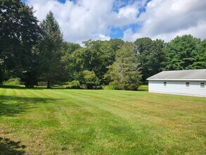72 Latham Rd in Willington, CT - Building Photo - Building Photo