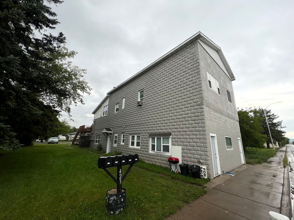 423 Commonwealth Ave in Duluth, MN - Building Photo