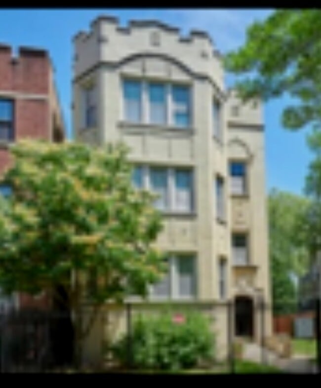 property at 5439 N Campbell Ave
