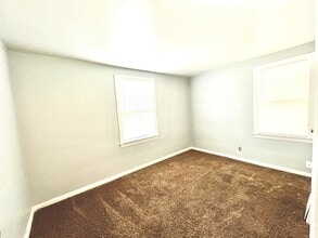 408 E Parkland Ave in Evansville, IN - Building Photo - Building Photo