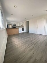 1179 S Main St in Fall River, MA - Building Photo - Building Photo