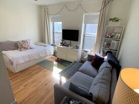 21 Follen St, Unit 2R in Boston, MA - Building Photo