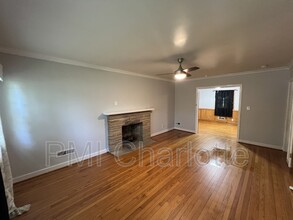 5201 Allen Rd E in Charlotte, NC - Building Photo - Building Photo